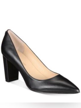 Ivanka Trump Women’s Lysa Pointed-Toe Pumps Classic Career Navy Size 9.5N